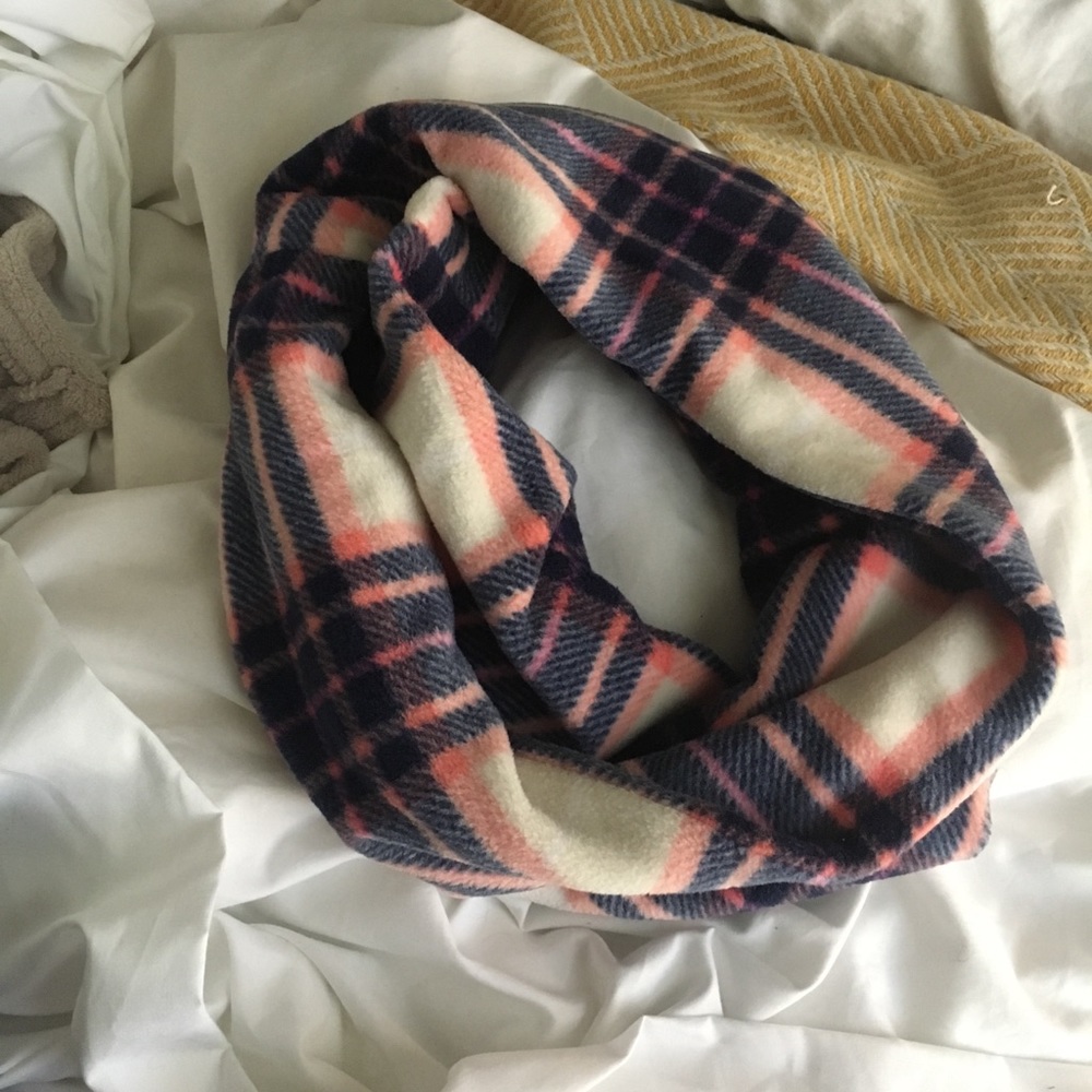 Old Navy neck infinity scarf